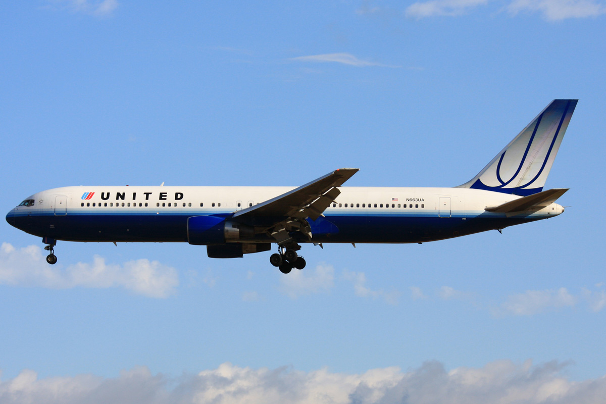 United Airlines Returns To Its Origins In New Livery Airway